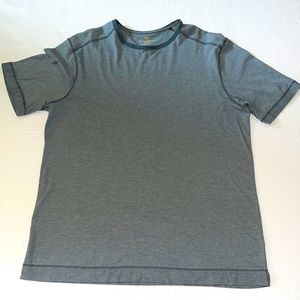 Tommy Bahama Island Modern Fit Men’s Tee